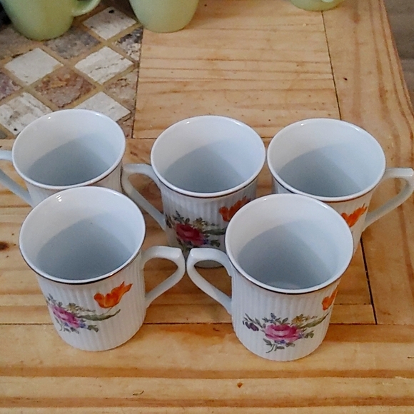 JL Menau tea cups - Picture 1 of 3